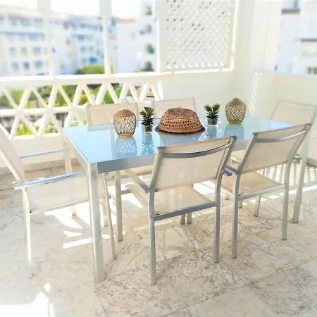 Gaviotas 3 Bedrooms Puerto Banus-marbella Apartment