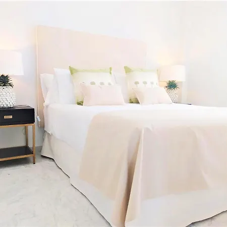 Gaviotas 3 Bedrooms Puerto Banus-marbella