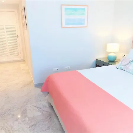 Gaviotas 3 Bedrooms Puerto Banus-marbella Apartment Marbella