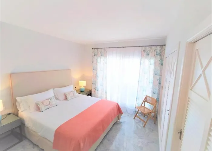 Gaviotas 3 Bedrooms Puerto Banus-marbella Appartement *