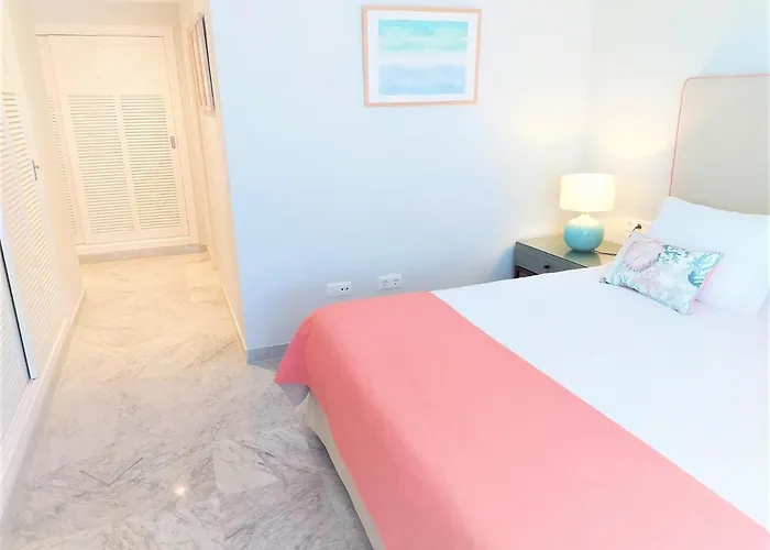 Gaviotas 3 Bedrooms Puerto Banus-marbella Apartment Marbella