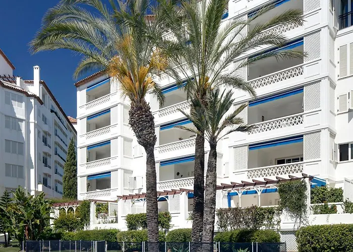 Gaviotas 3 Bedrooms Puerto Banus-marbella